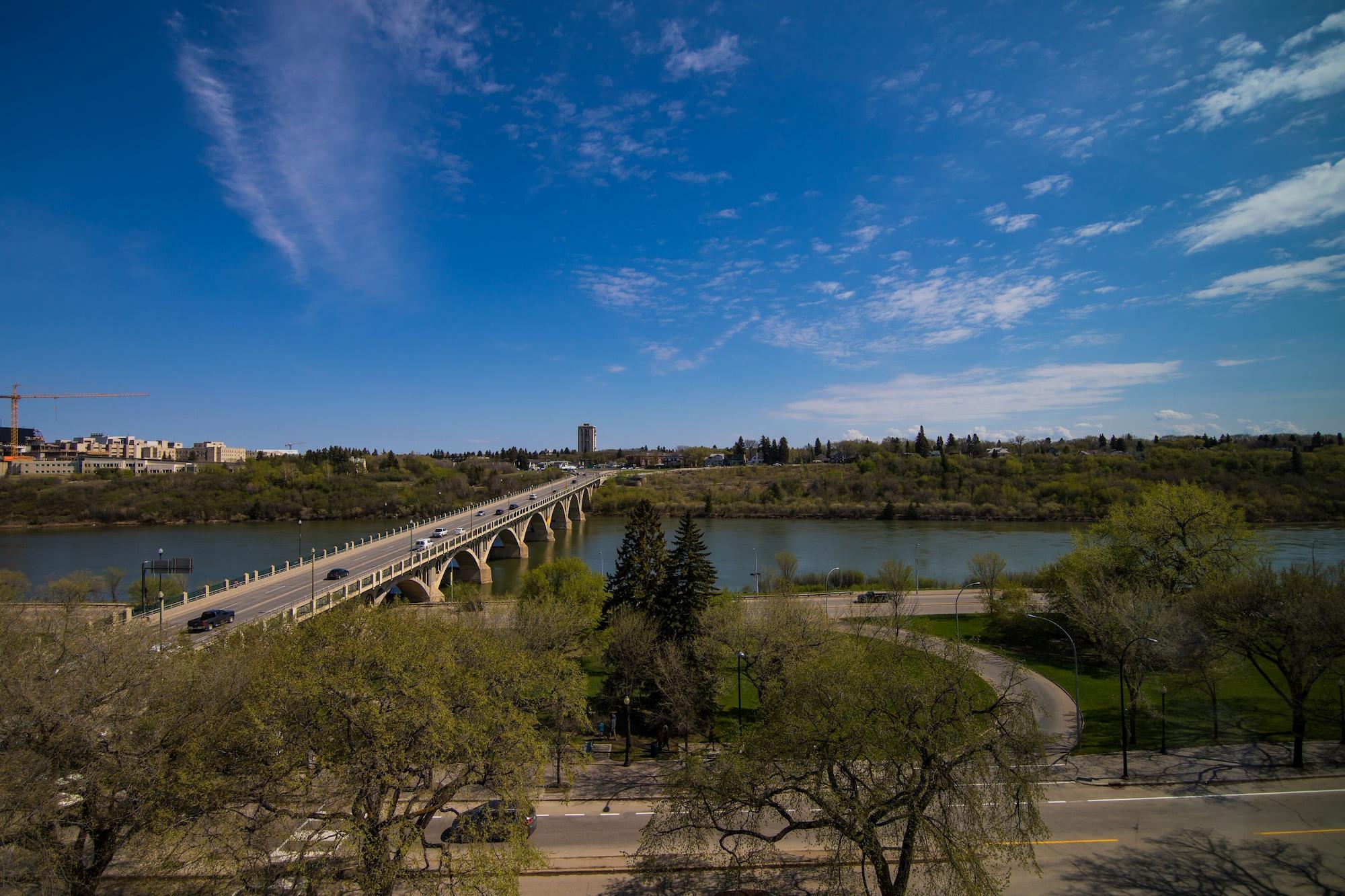 Park Town Hotel Saskatoon Extérieur photo
